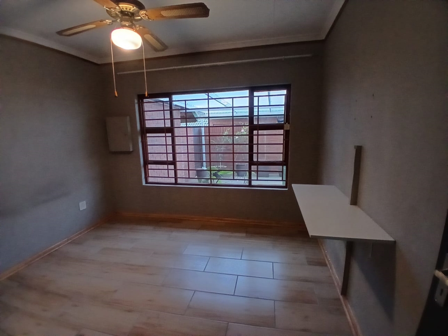 To Let 3 Bedroom Property for Rent in Hospitaalpark Free State
